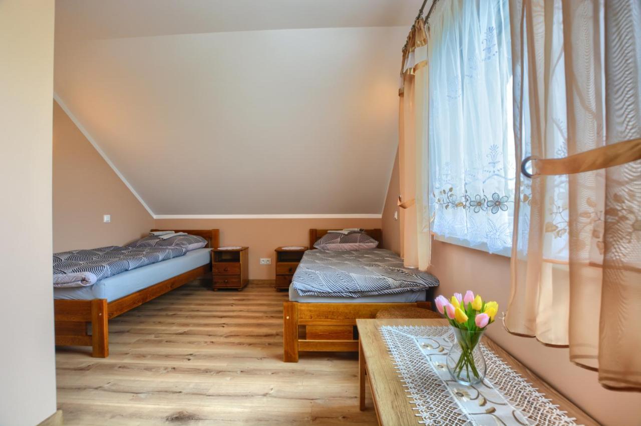 Domek Letniskowy Elizjum Myczków Extérieur photo